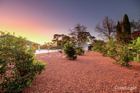 Property photo of 2 McNabb Place Lesmurdie WA 6076