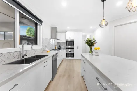 Property photo of 68 Bunnett Road Knoxfield VIC 3180