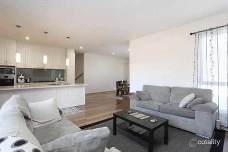 Property photo of 10/7-8 Seaton Court Mount Waverley VIC 3149