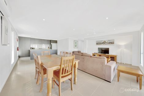 Property photo of 13 Iris Road Kirkwood QLD 4680