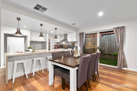 Property photo of 40 Timbertop Boulevard Officer VIC 3809