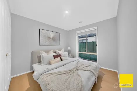 Property photo of 9 Forsyth Close Burnside VIC 3023