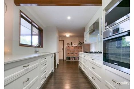 Property photo of 21 Petringa Crescent Springwood QLD 4127