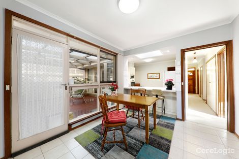 Property photo of 52 Strada Crescent Wheelers Hill VIC 3150