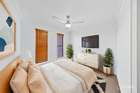 Property photo of 11 Managers Court Jones Hill QLD 4570