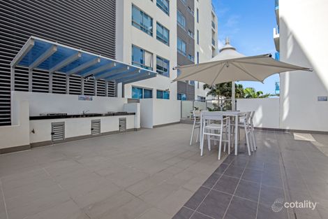 Property photo of 403/20 Labrador Street Labrador QLD 4215