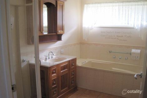 Property photo of 4 Oak Court Morwell VIC 3840