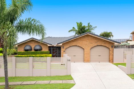 58 Donnington St, Carindale, QLD 4152
