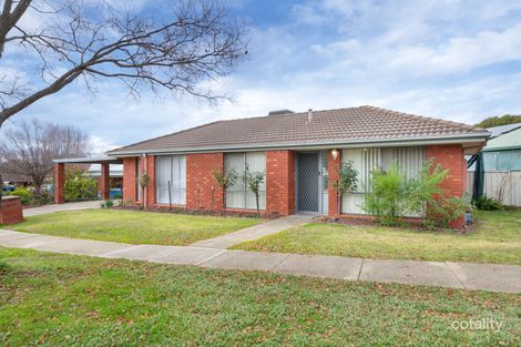 12 Azure Dr, West Wodonga, VIC 3690