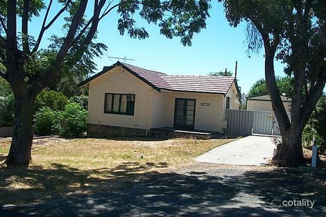 11 Larkin Ct, Medina, WA 6167