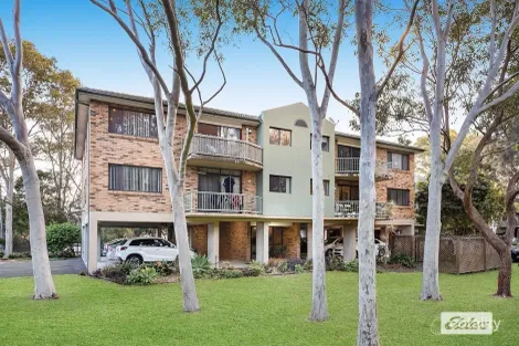 14/6-12 Hindmarsh Ave, North Wollongong, NSW 2500