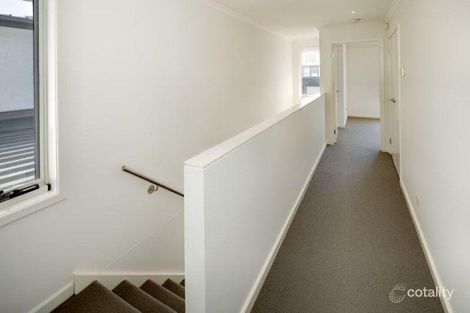 Property photo of 20 Edgbaston Way Mulgrave VIC 3170