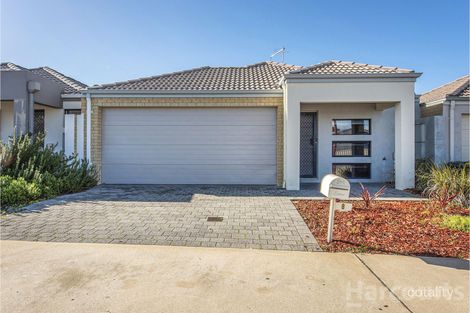 8 Vamoose Way, Meadow Springs, WA 6210