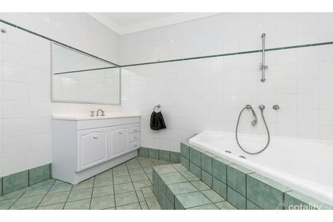 Property photo of 18 Talbot Road Swan View WA 6056