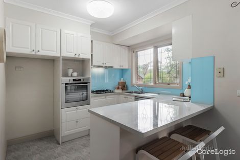 Property photo of 9 Piccadilly Close Greensborough VIC 3088