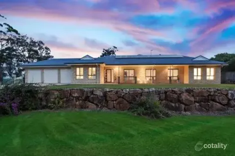 13 Chesterfield Dr, Bonogin, QLD 4213
