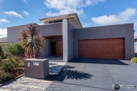 Property photo of 8 Bondfield Street Gungahlin ACT 2912