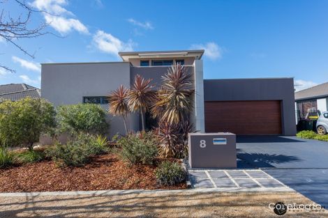 Property photo of 8 Bondfield Street Gungahlin ACT 2912