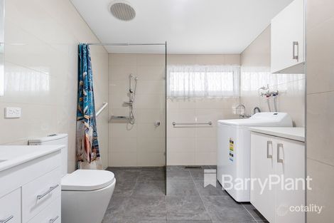 Property photo of 25 Walpole Avenue Rosebud VIC 3939