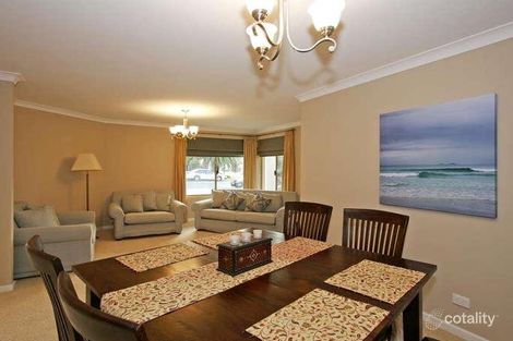 Property photo of 122 Castlecrag Drive Kallaroo WA 6025