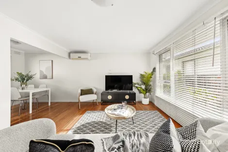 1/4 Leddy St, Forest Hill, VIC 3131