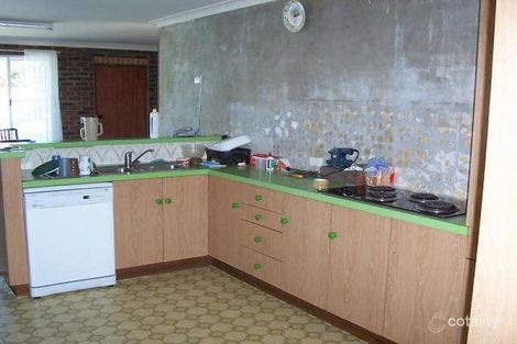 Property photo of 8 Barbara Close Yamba NSW 2464