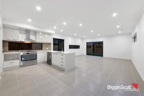 Property photo of 17 Merryfield Circuit Williams Landing VIC 3027
