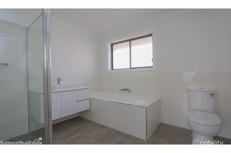 Property photo of 7 Basalt Way Kelso NSW 2795