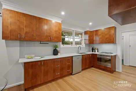 Property photo of 13 Nerissa Street Ferntree Gully VIC 3156