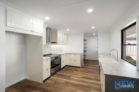 Property photo of 10 Blue Mountain Crescent Warner QLD 4500