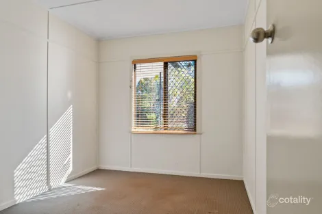 Property photo of 16 Challenor Street Rockville QLD 4350