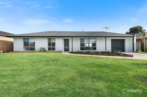 Property photo of 71 Gipps Crescent Cranbourne North VIC 3977