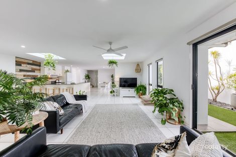 Property photo of 2/6 Hans Boysen Drive Mudjimba QLD 4564