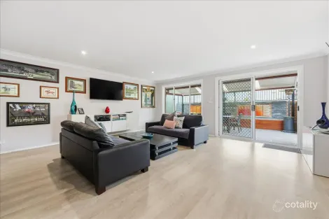 Property photo of 122 Heritage Way Glen Alpine NSW 2560