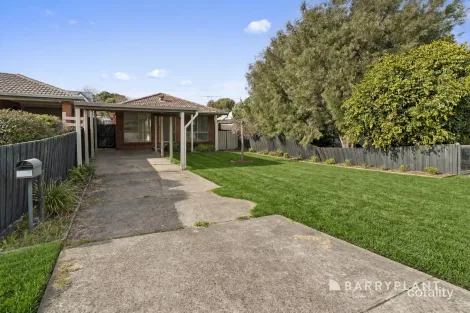 149 Seventh Ave, Rosebud, VIC 3939