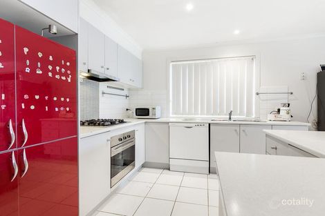 Property photo of 34 Hamish Drive Tarneit VIC 3029