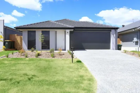 10 Stockyard Lane, Park Ridge, QLD 4125