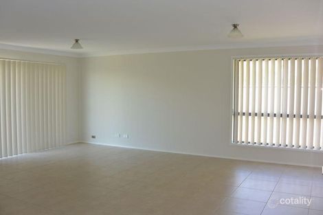 Property photo of 5 Dell Close Hamlyn Terrace NSW 2259