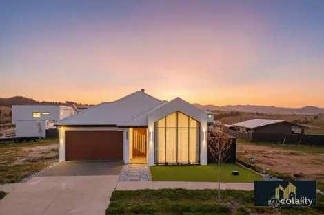 32 Manicaros Tce, Whitlam, ACT 2611