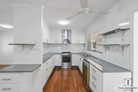 Property photo of 23-25 Wewak Street Trinity Beach QLD 4879