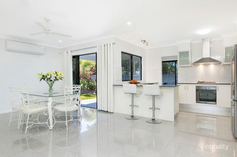 Property photo of 2 Coastline Parade Trinity Beach QLD 4879