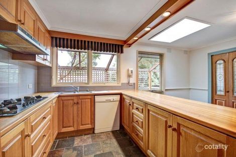 Property photo of 6 Iona Court Macleod VIC 3085