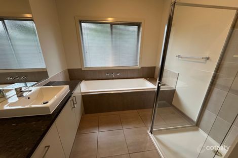Property photo of 42 Grosvenor Crescent Derrimut VIC 3026