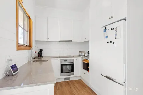 Property photo of 17 Matthews Street Encounter Bay SA 5211