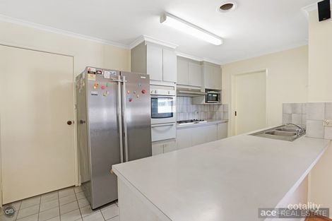 Property photo of 5 Greylea Grove Seabrook VIC 3028