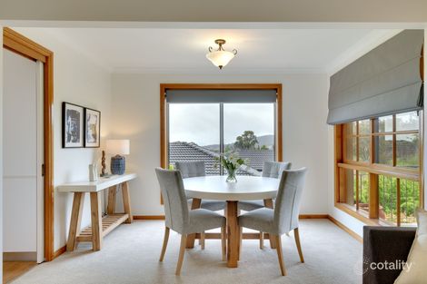 Property photo of 14 Nicholii Loop Jerrabomberra NSW 2619