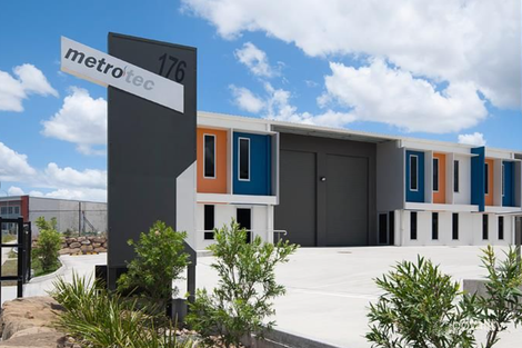 8/176 Bluestone Cct, Seventeen Mile Rocks, QLD 4073