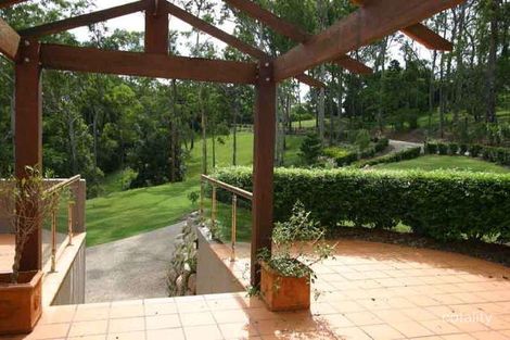 Property photo of 27 Deerhurst Road Brookfield QLD 4069
