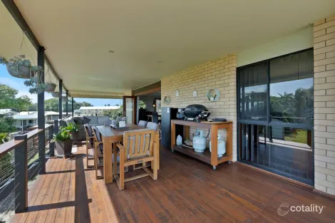 Property photo of 35 Hackett Court Campwin Beach QLD 4737