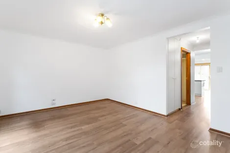 Property photo of 2/32 Chatham Road Keswick SA 5035